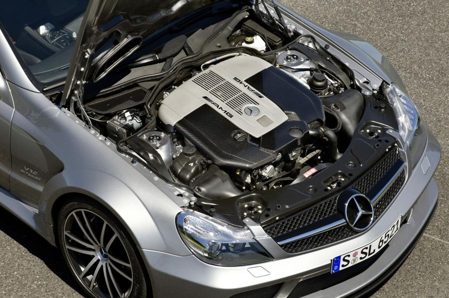  Mercedes-Benz SL65 AMG Black Series 2008 года  (фото 23 из 44)
